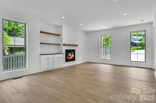 225 Edgewood Road S, Asheville, NC 28803