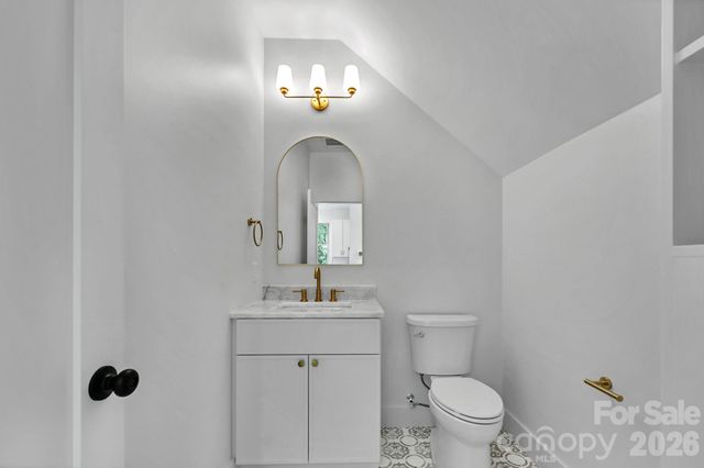 225 Edgewood Road S, Asheville, NC 28803