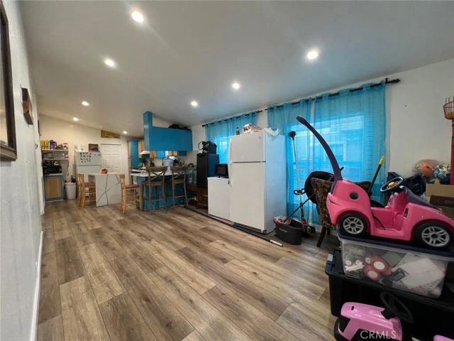 2191 Harbor 27, Costa Mesa, CA 92627
