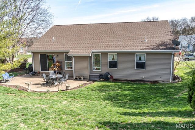 311 Washington Heights Drive, Washington, MO 63090