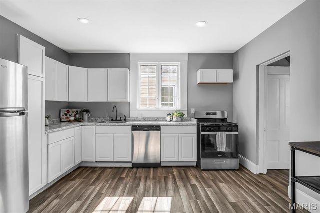 6254 Goener Avenue, St Louis, MO 63116