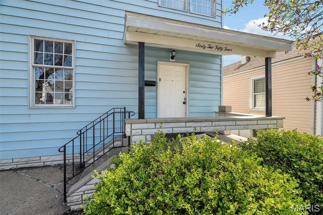 6254 Goener Avenue, St Louis, MO 63116