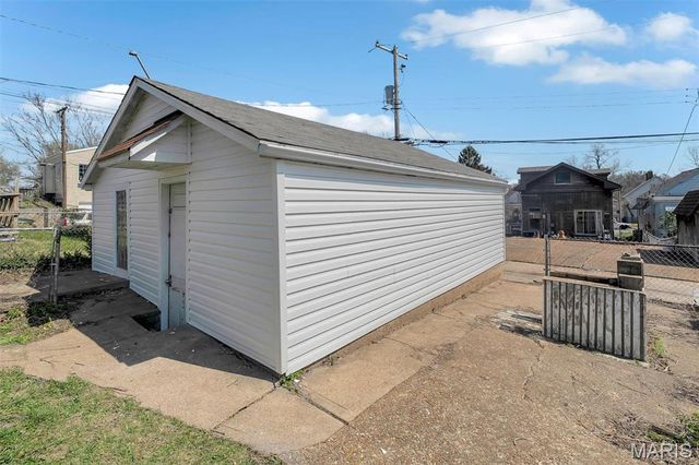 6254 Goener Avenue, St Louis, MO 63116