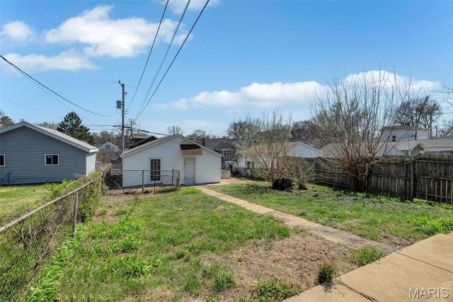 6254 Goener Avenue, St Louis, MO 63116