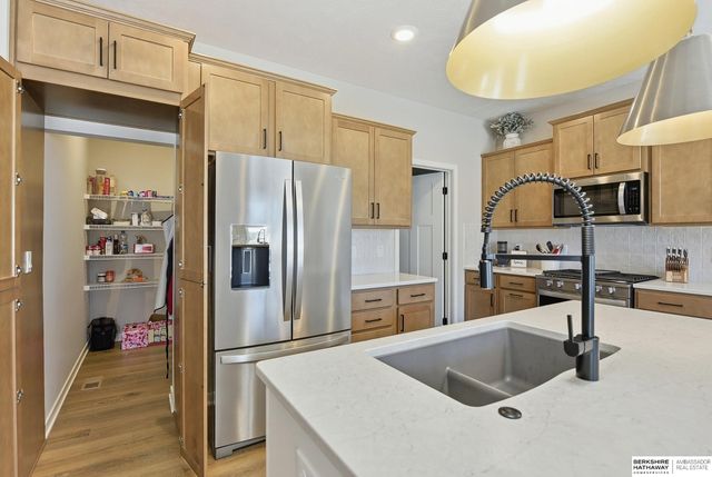 16919 Virginia Street, Omaha, NE 68136