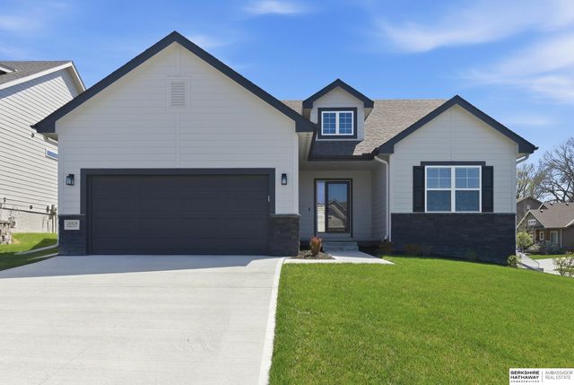 16919 Virginia Street, Omaha, NE 68136