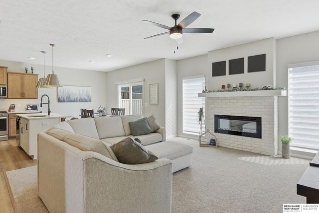 16919 Virginia Street, Omaha, NE 68136