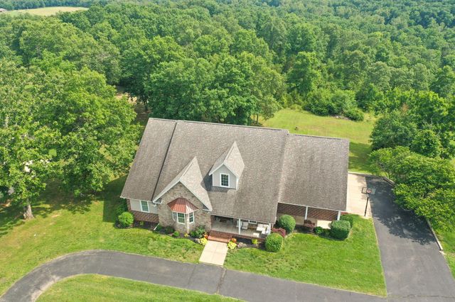 169 Ranch Road, Saddlebrooke, MO 65630