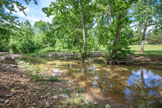 169 Ranch Road, Saddlebrooke, MO 65630