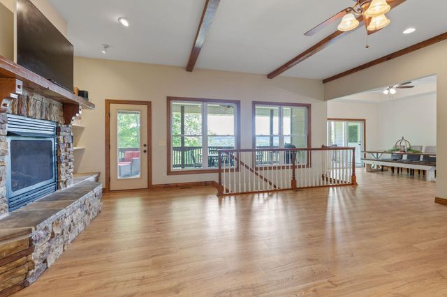 169 Ranch Road, Saddlebrooke, MO 65630