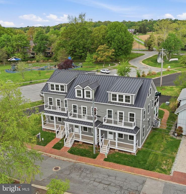 226 S WATER ST, Chestertown, MD 21620