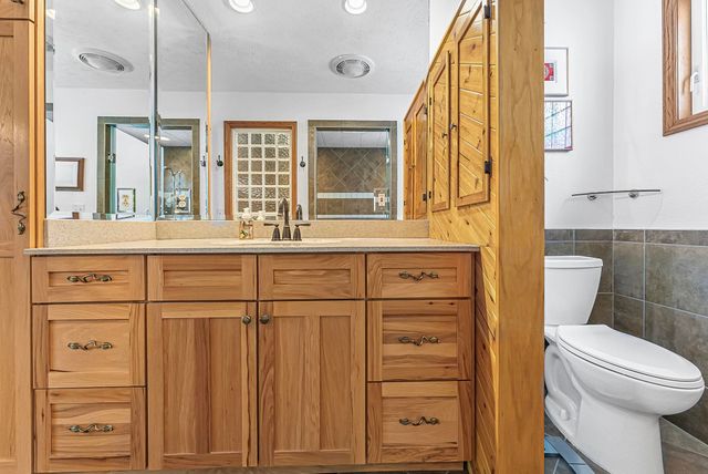 420 W Beech Bark Trail, Maple City, MI 49664