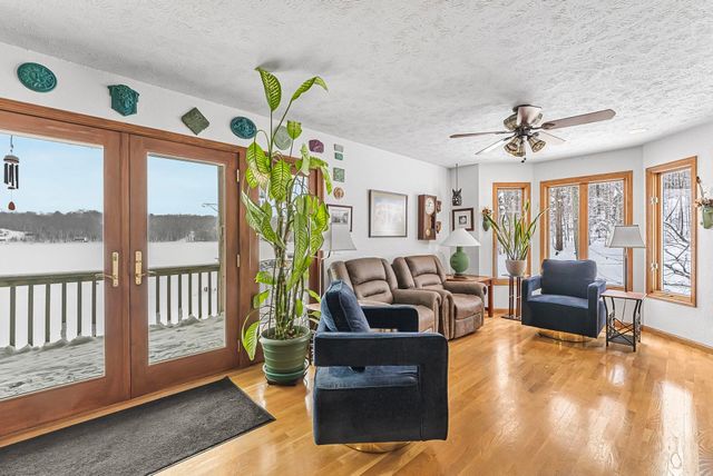 420 W Beech Bark Trail, Maple City, MI 49664