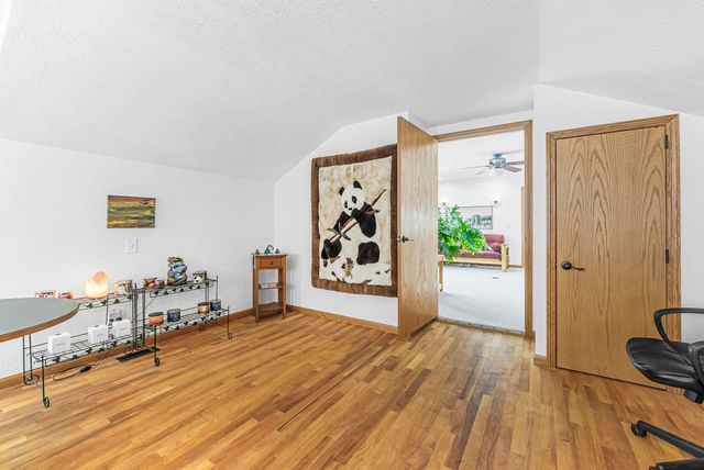 420 W Beech Bark Trail, Maple City, MI 49664