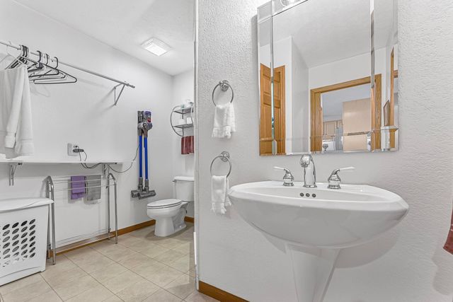 420 W Beech Bark Trail, Maple City, MI 49664