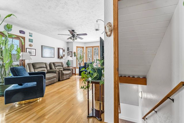 420 W Beech Bark Trail, Maple City, MI 49664