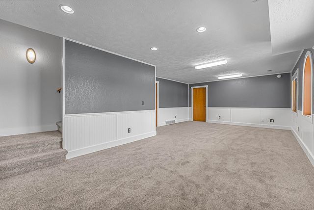 420 W Beech Bark Trail, Maple City, MI 49664