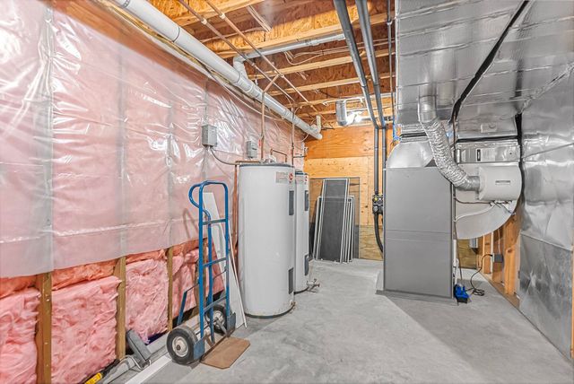 420 W Beech Bark Trail, Maple City, MI 49664