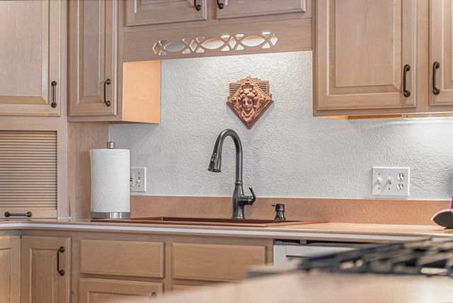 420 W Beech Bark Trail, Maple City, MI 49664