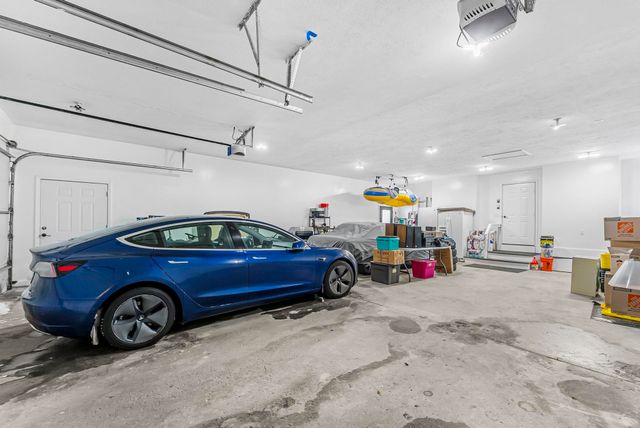 420 W Beech Bark Trail, Maple City, MI 49664