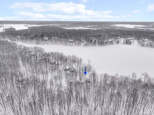 420 W Beech Bark Trail, Maple City, MI 49664