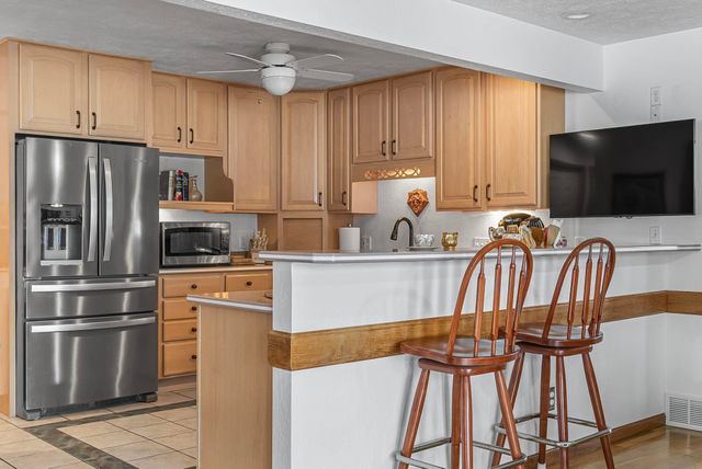 420 W Beech Bark Trail, Maple City, MI 49664