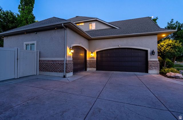 96 N MOUNTAIN VISTAS RD, Kaysville, UT 84037