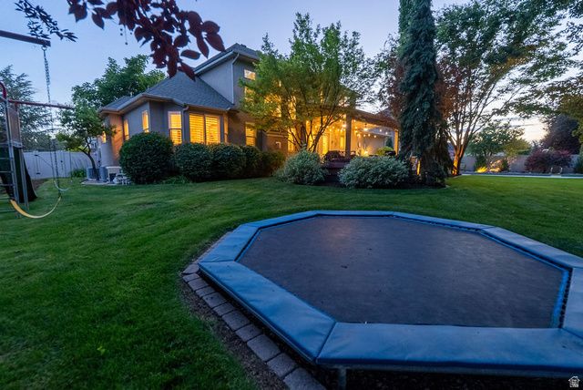 96 N MOUNTAIN VISTAS RD, Kaysville, UT 84037