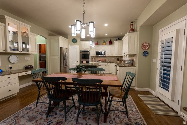 96 N MOUNTAIN VISTAS RD, Kaysville, UT 84037
