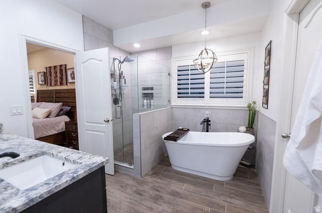 96 N MOUNTAIN VISTAS RD, Kaysville, UT 84037