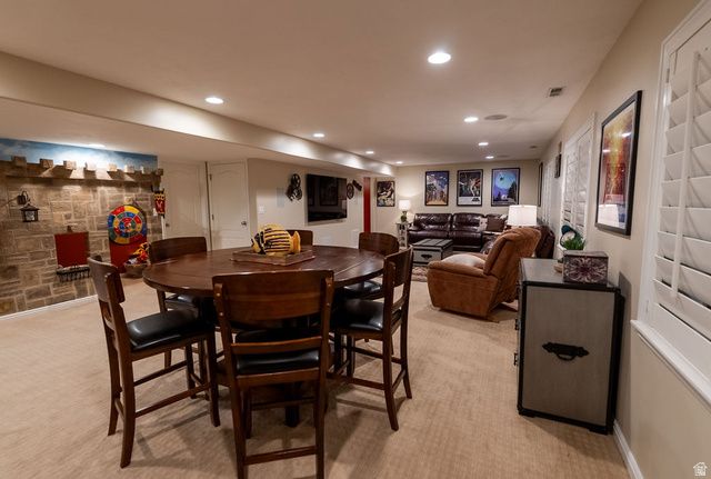 96 N MOUNTAIN VISTAS RD, Kaysville, UT 84037