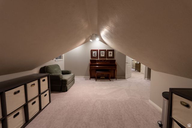 96 N MOUNTAIN VISTAS RD, Kaysville, UT 84037