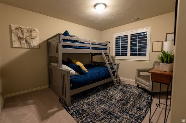 96 N MOUNTAIN VISTAS RD, Kaysville, UT 84037
