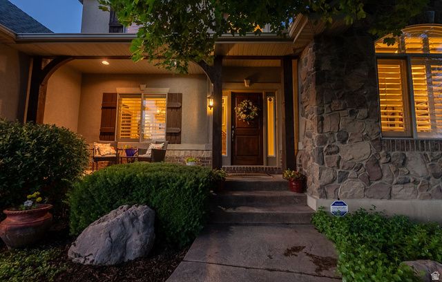 96 N MOUNTAIN VISTAS RD, Kaysville, UT 84037