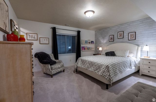 96 N MOUNTAIN VISTAS RD, Kaysville, UT 84037