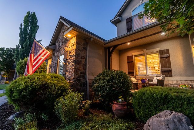 96 N MOUNTAIN VISTAS RD, Kaysville, UT 84037
