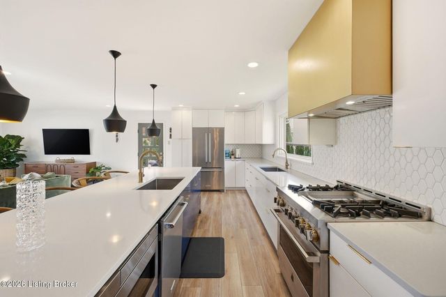 1821 Tyler Ln, Louisville, KY 40205