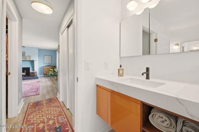 1821 Tyler Ln, Louisville, KY 40205