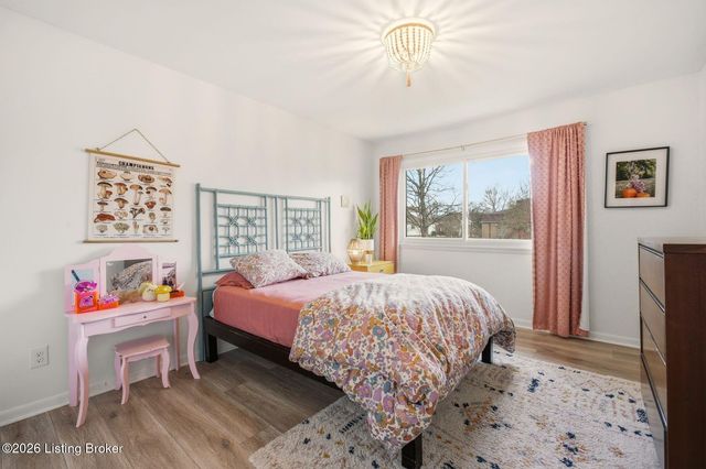 1821 Tyler Ln, Louisville, KY 40205