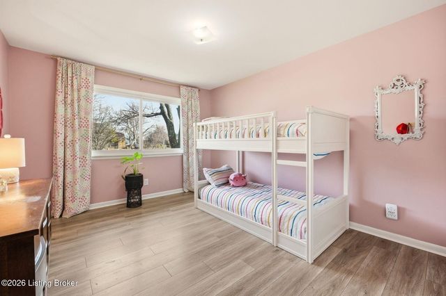 1821 Tyler Ln, Louisville, KY 40205