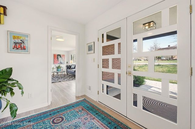 1821 Tyler Ln, Louisville, KY 40205