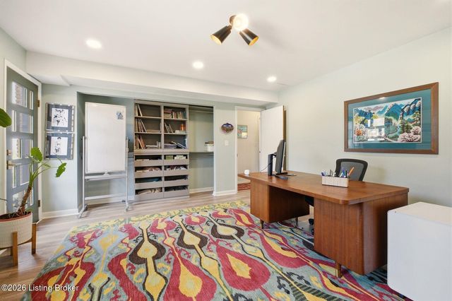 1821 Tyler Ln, Louisville, KY 40205