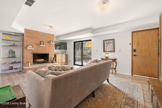 1821 Tyler Ln, Louisville, KY 40205