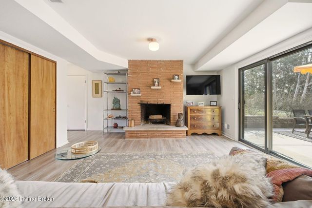 1821 Tyler Ln, Louisville, KY 40205