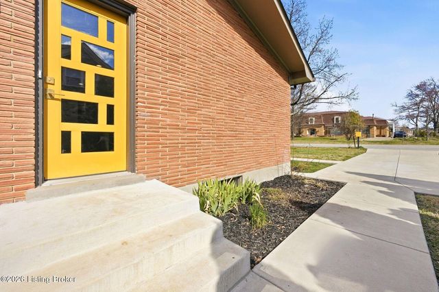 1821 Tyler Ln, Louisville, KY 40205