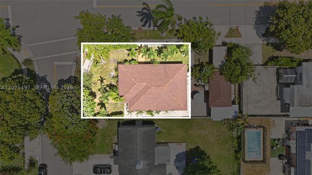 1200 SW 18th Ave, Miami, FL 33135