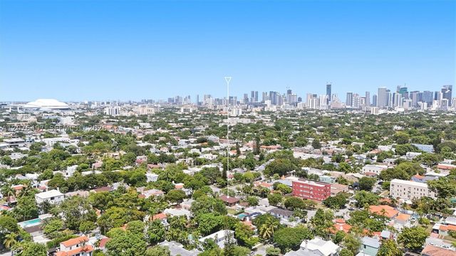 1200 SW 18th Ave, Miami, FL 33135