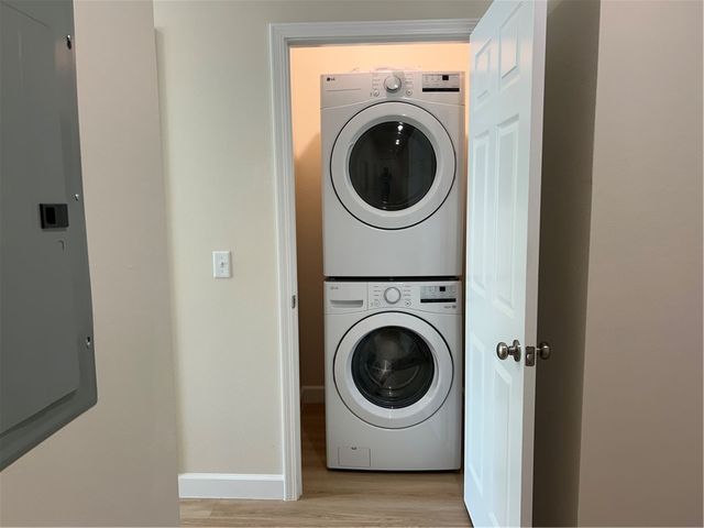 704 E Johnson Avenue B, Springdale, AR 72764