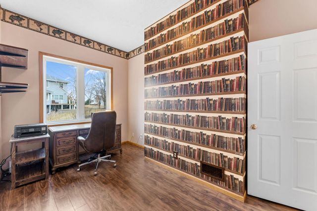 1250 Amundson Court, Stillwater, MN 55082