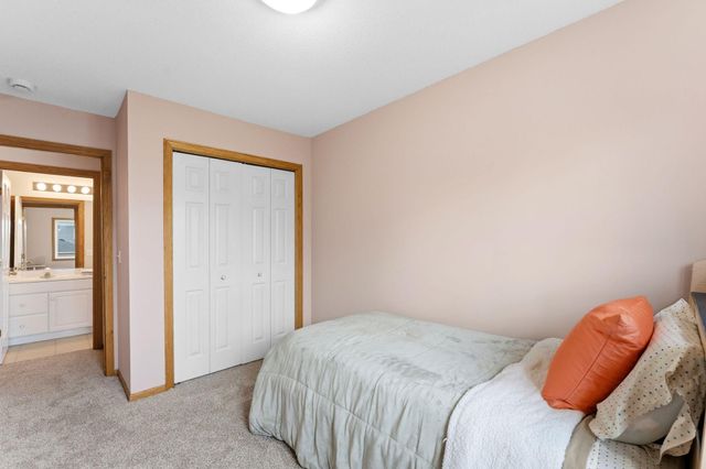 1250 Amundson Court, Stillwater, MN 55082